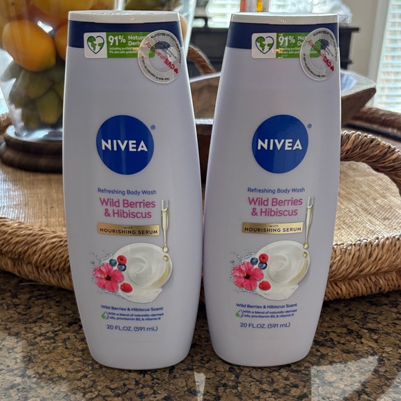 Nivea Wild Berries & Hibiscus Body Wash Bundle - Picture 1 of 1